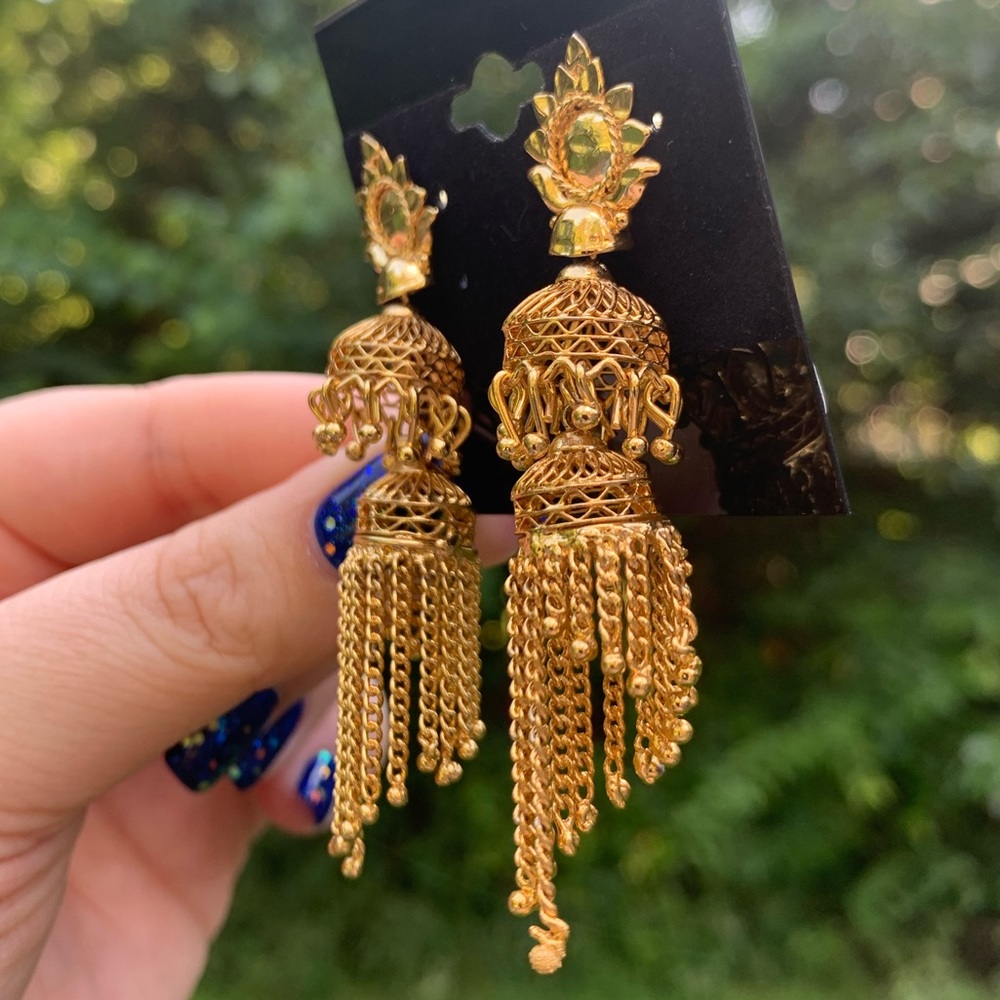 NWT Spiral Chain Fringe Shaker Earrings - Picture 9 of 9